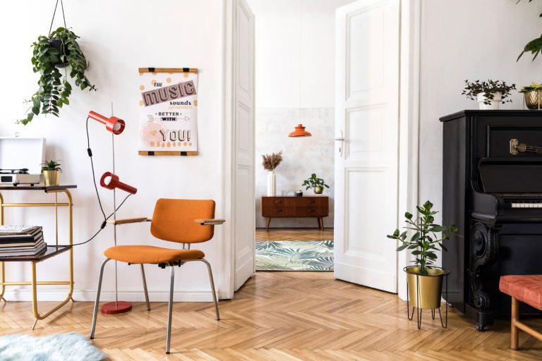 Nowoczesne i stylowe wnętrza – podłogi warstwowe z drewnianych desek: rewolucja w aranżacji!